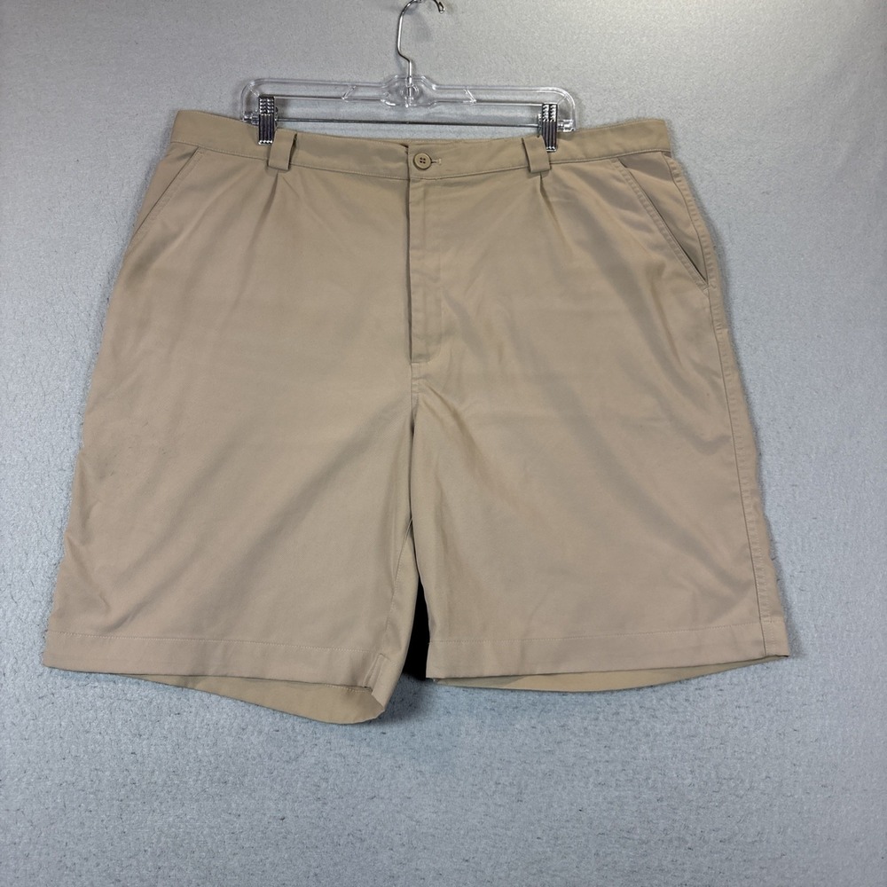 Under Armour Golf Shorts Mens 40R Tan Performance Flat Front Stretch Activewear